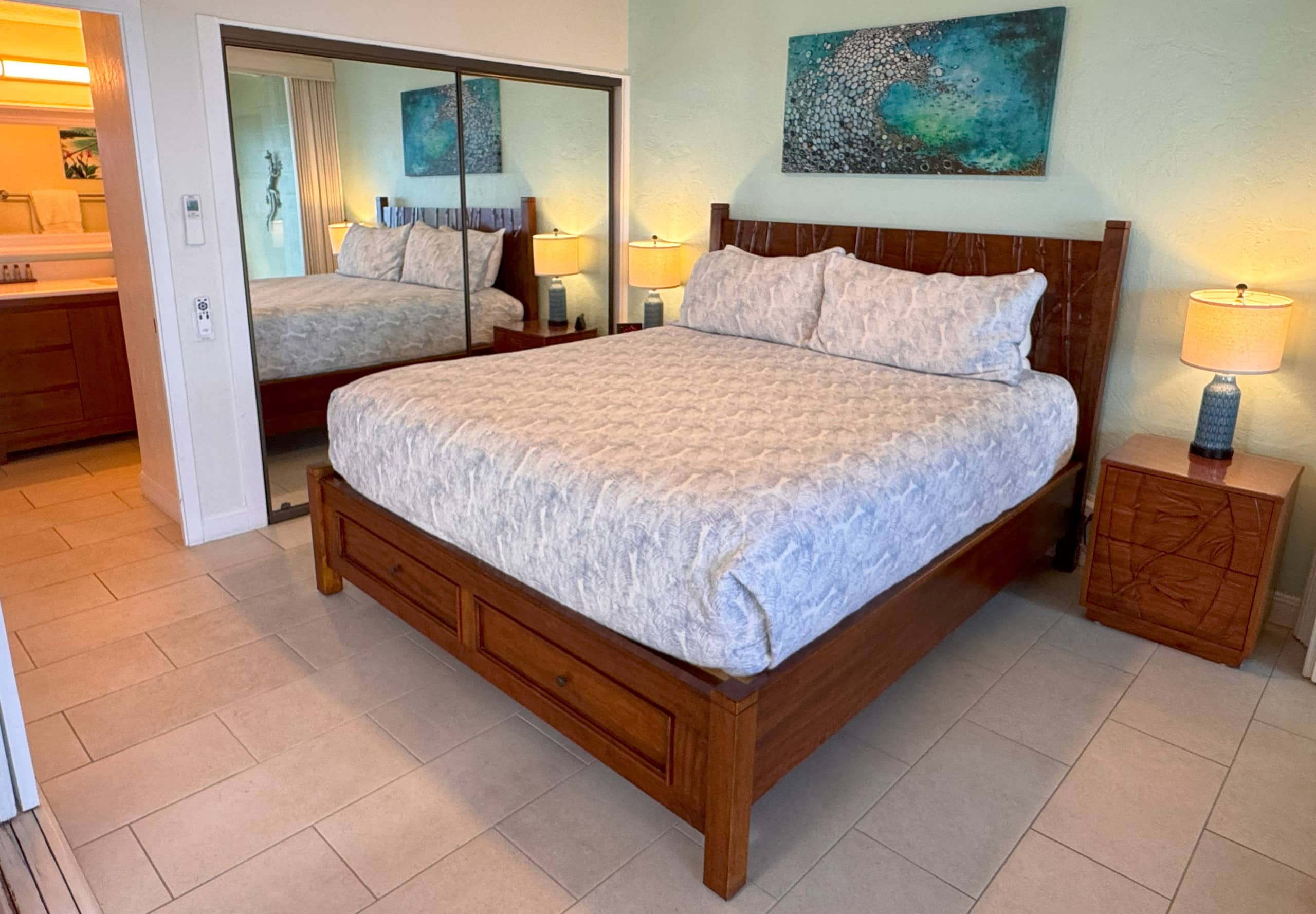 Condo in Kailua-Kona · ★4.99 · 2 bedrooms · 2 beds · 2 baths - Image 11