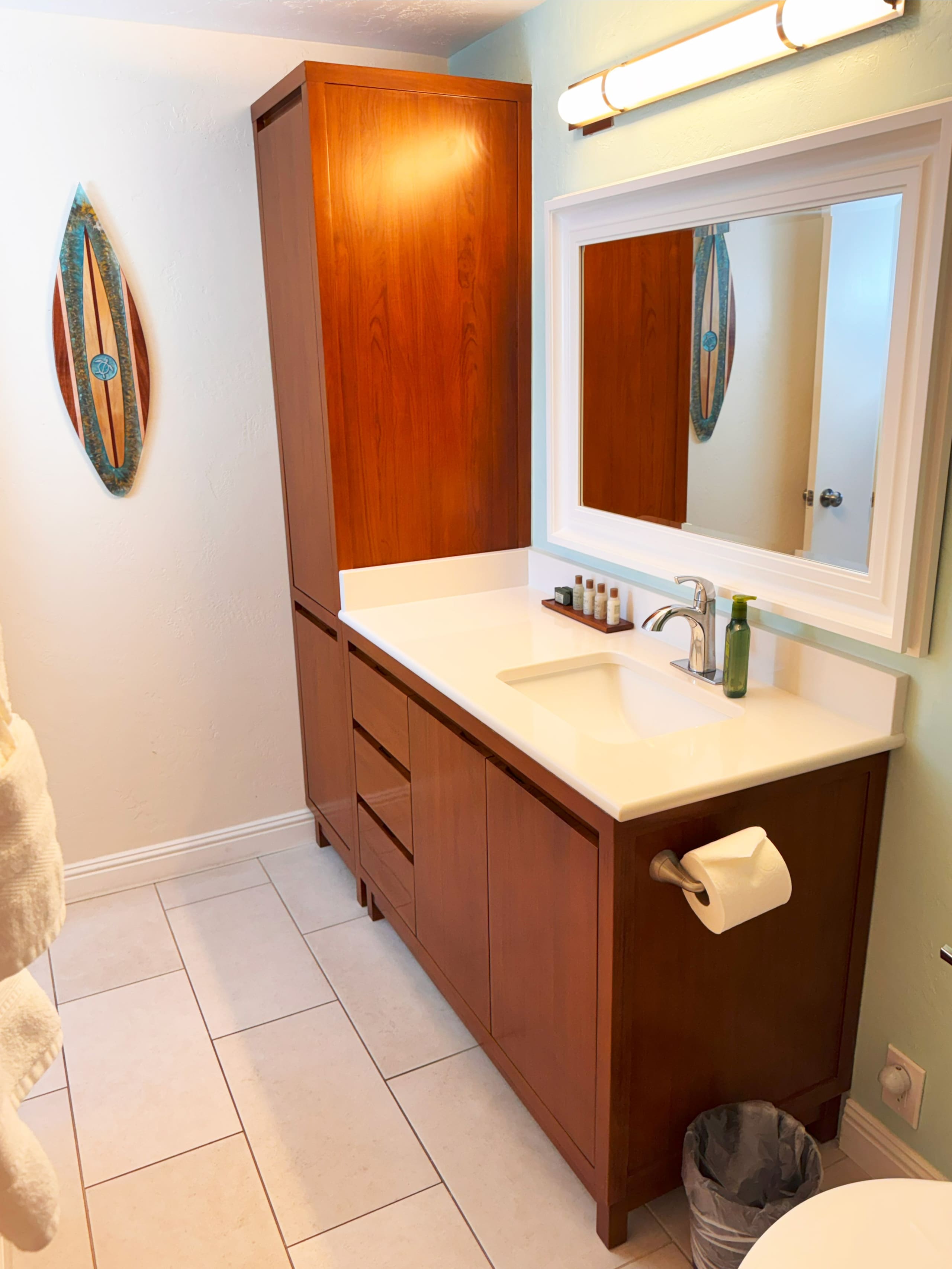 Condo in Kailua-Kona · ★4.99 · 2 bedrooms · 2 beds · 2 baths - Image 18