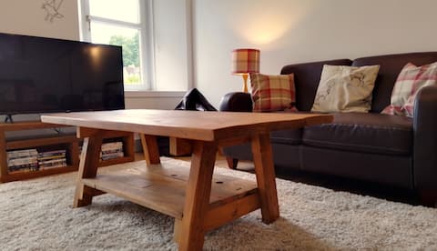 Successful Airbnb property: Cosy, detached Coach House with garden, nr the sea in Argyll And Bute