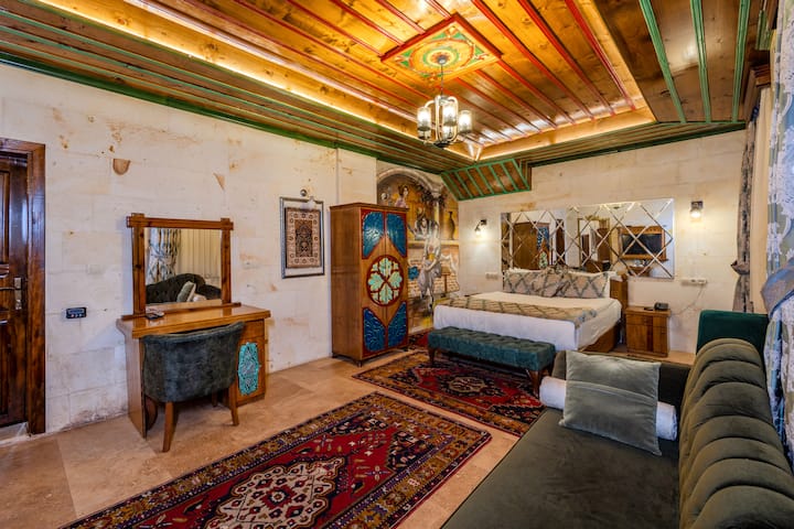 Cakiltasievi-suiteroom Wth Saunajacuzzi-inc.brkfst - Cappadocia