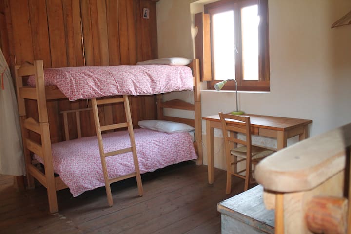 Camera da letto 6