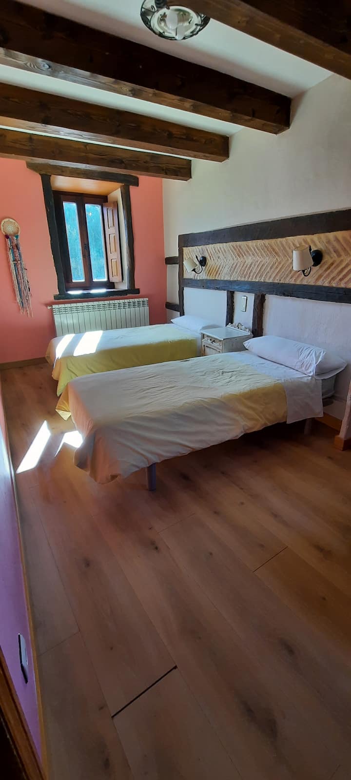 Dhomë gjumi 2