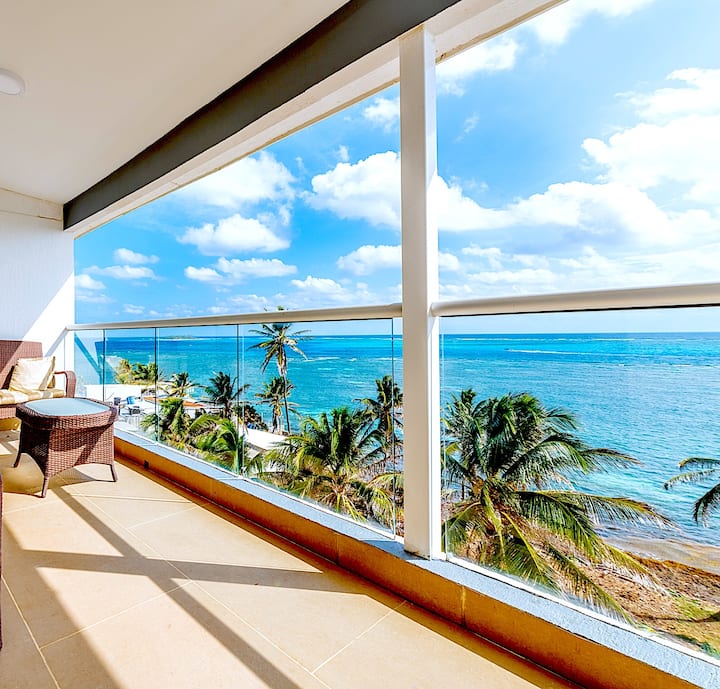 Sensational Ocean Views in a Beautiful Penthouse