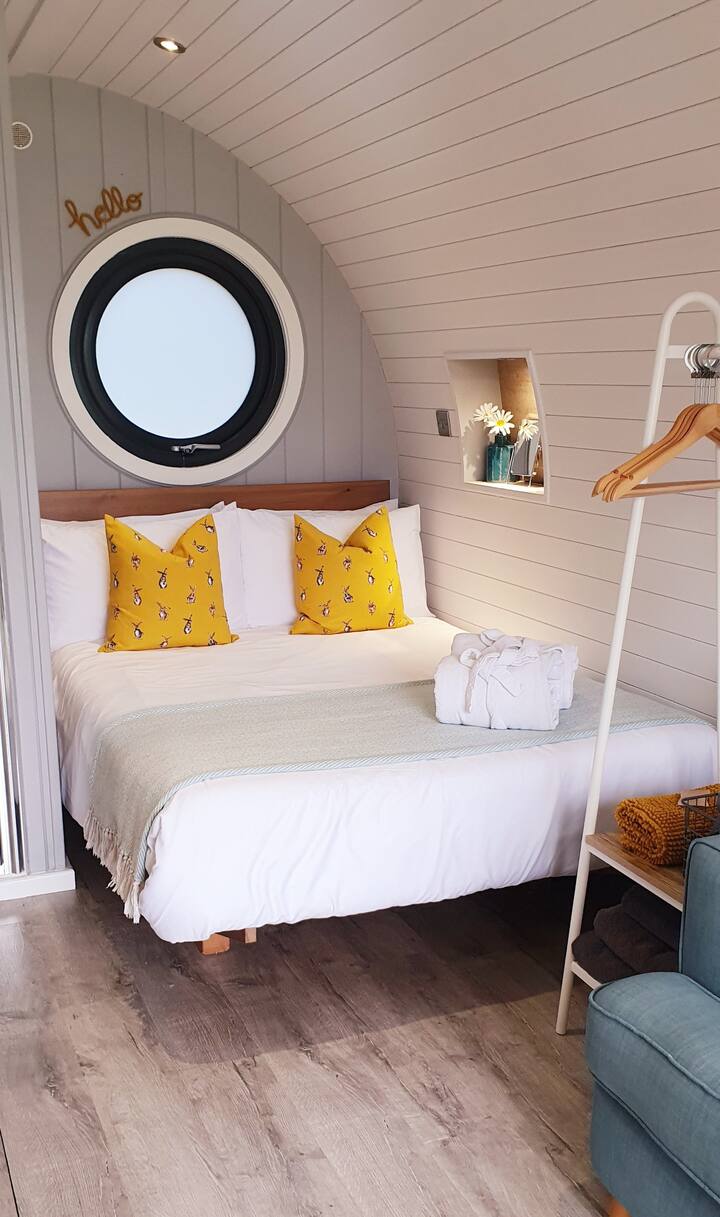 The Wenlock pod photo 4