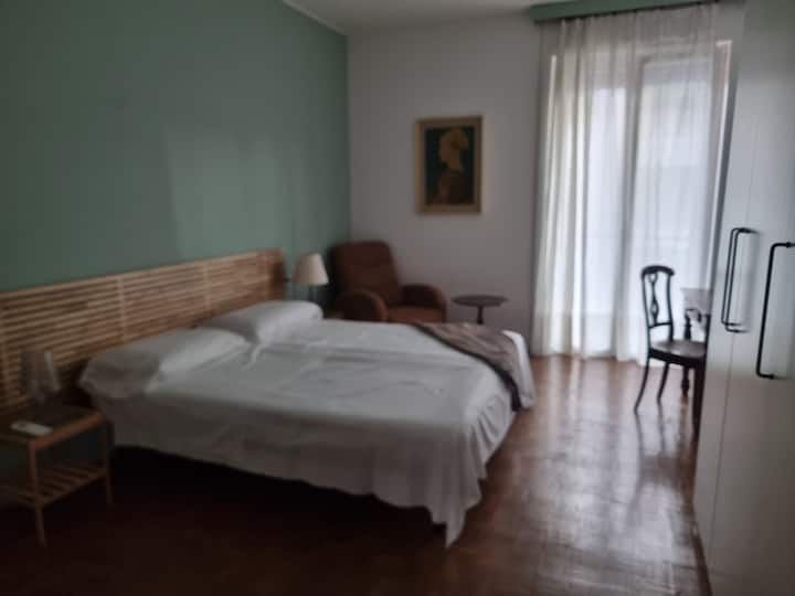 غرفة النوم 1