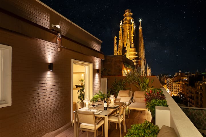 Luxury Terrace Penthouse Sagrada Familia: 2 bdrms