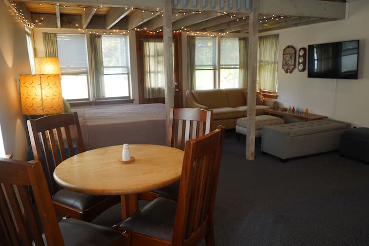The Cottage - Old Saybrook, CT