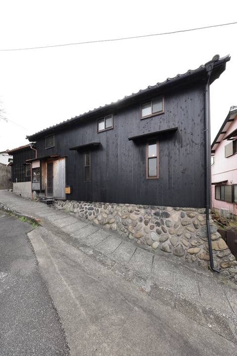 Nincha：150 years old renovated traditional House