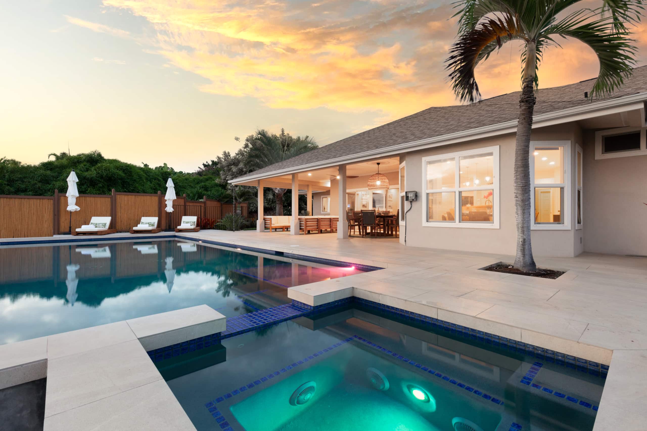 Home in Kailua-Kona · ★4.96 · 4 bedrooms · 6 beds · 2.5 baths - Image 25
