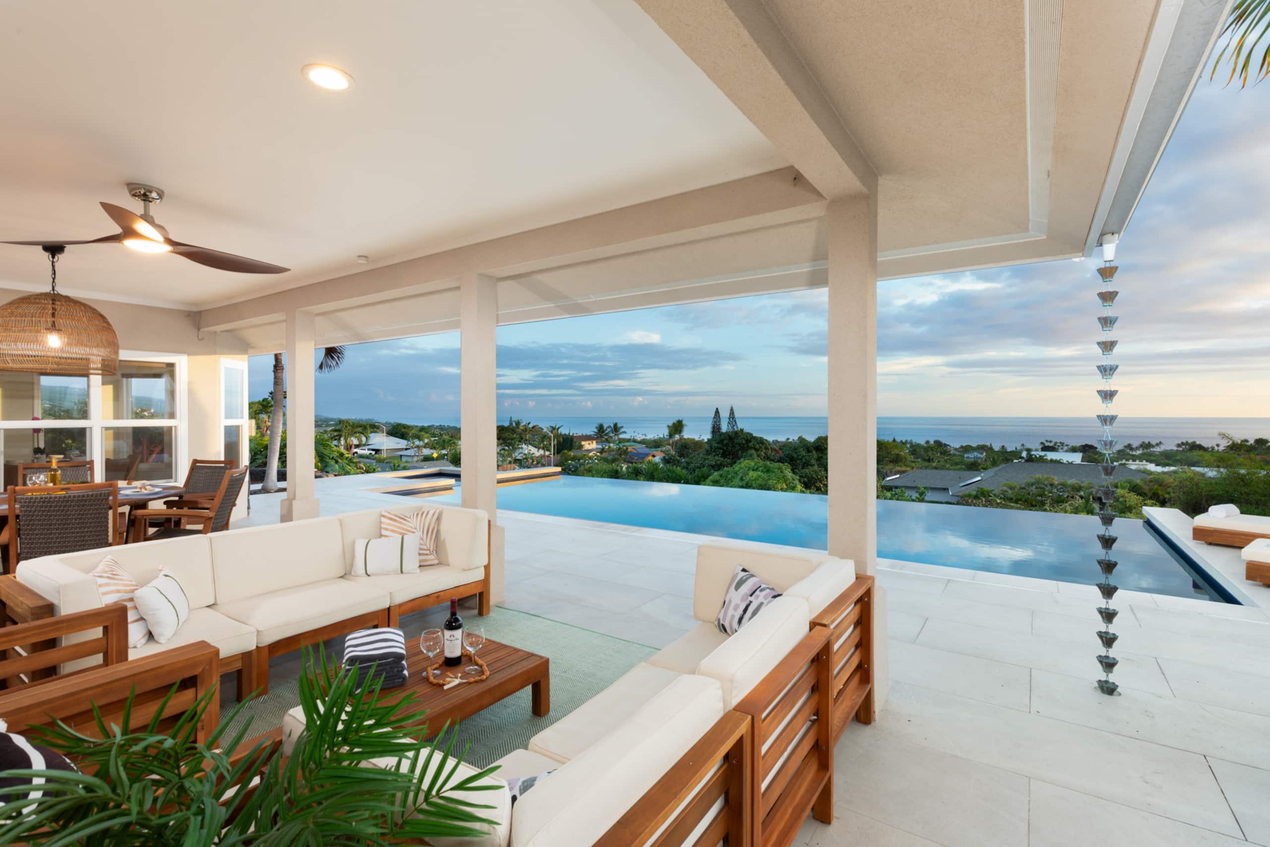 Home in Kailua-Kona · ★4.96 · 4 bedrooms · 6 beds · 2.5 baths - Image 24