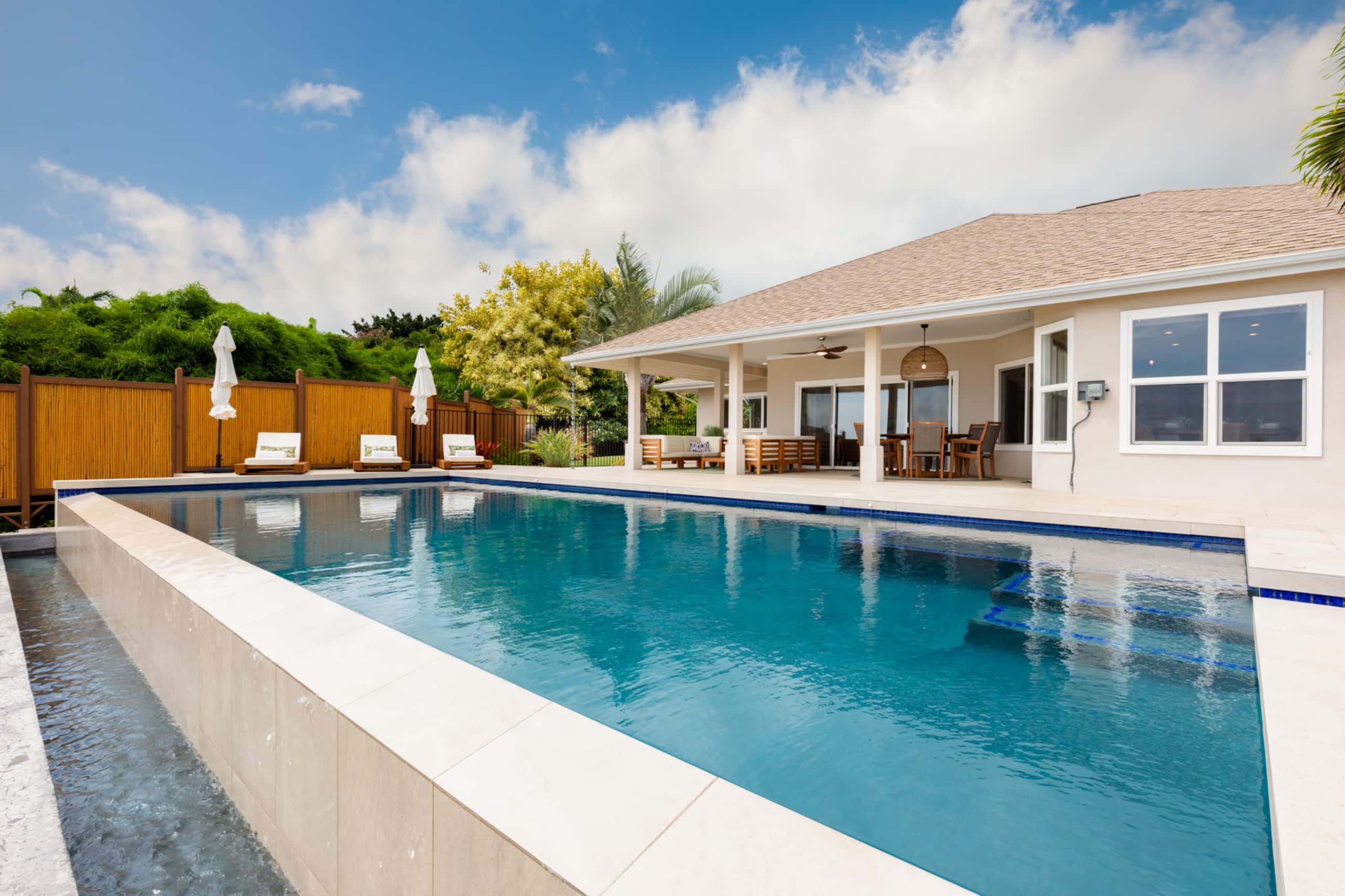 Home in Kailua-Kona · ★4.96 · 4 bedrooms · 6 beds · 2.5 baths - Image 31