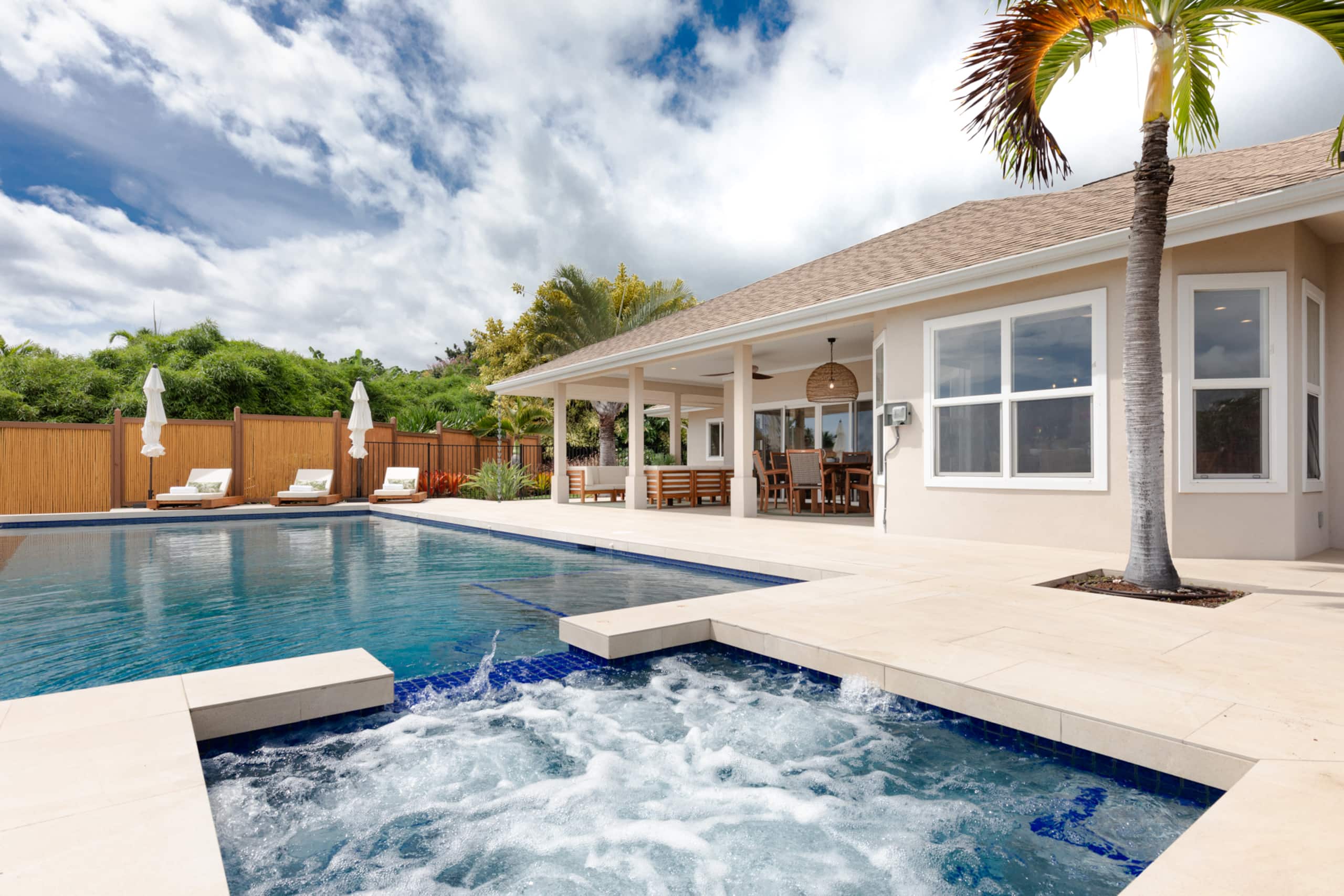 Home in Kailua-Kona · ★4.96 · 4 bedrooms · 6 beds · 2.5 baths - Image 40