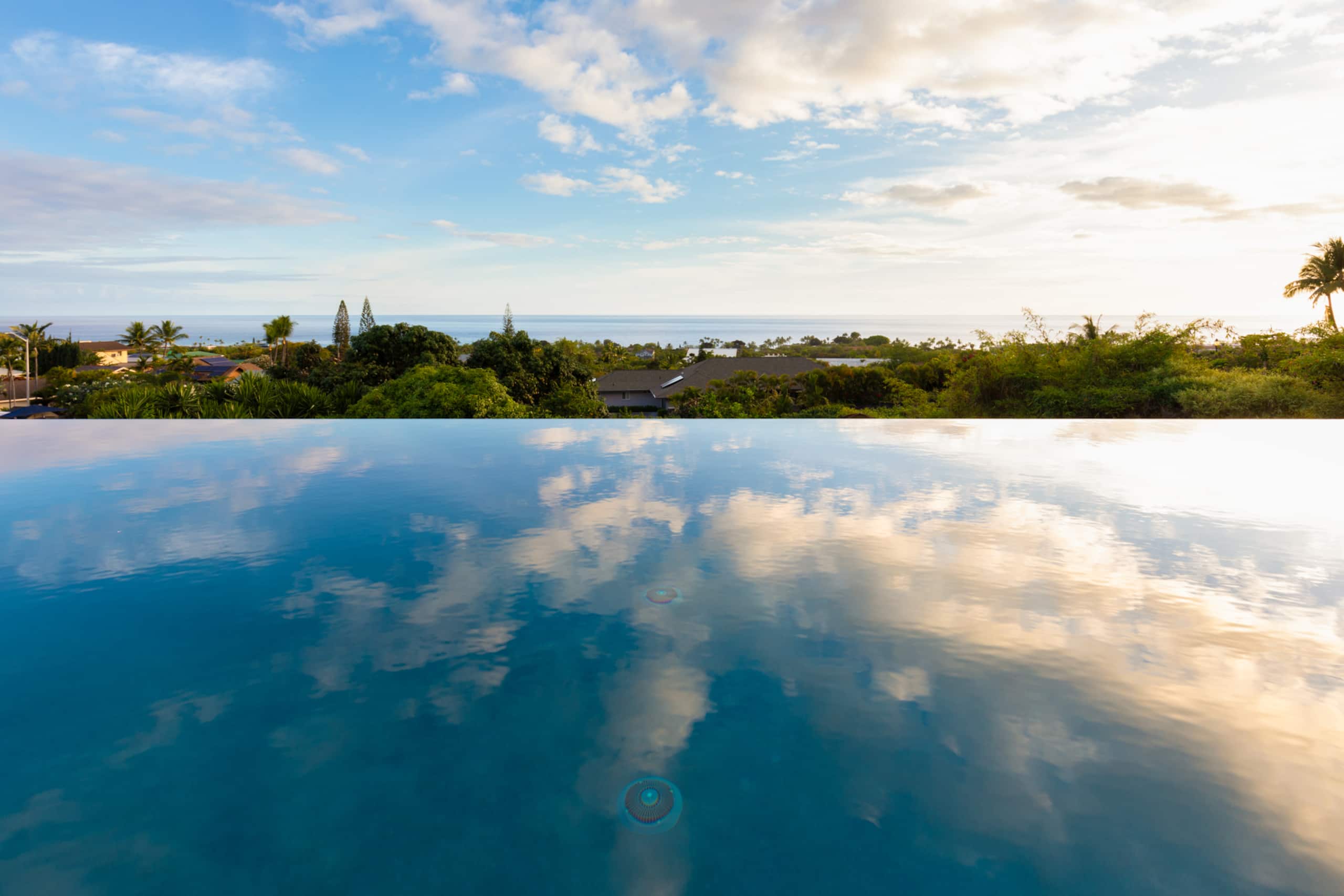 Home in Kailua-Kona · ★4.96 · 4 bedrooms · 6 beds · 2.5 baths - Image 33