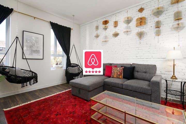 Luxe Loft:Large 3BR + 3 on-suite-Historic Plateau