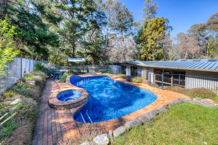 Bright River Rest, Secluded Sanctuary With Pool! - Bright