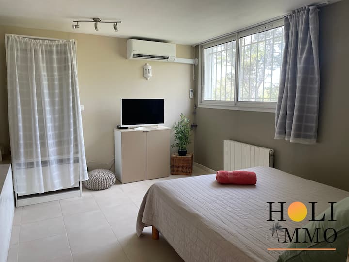 Климатизирана стая, в която могат да се настанят до 3 души