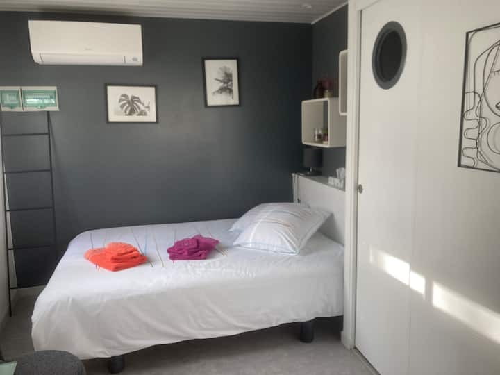 Studio Avec Piscine D'été En Ville - Angers