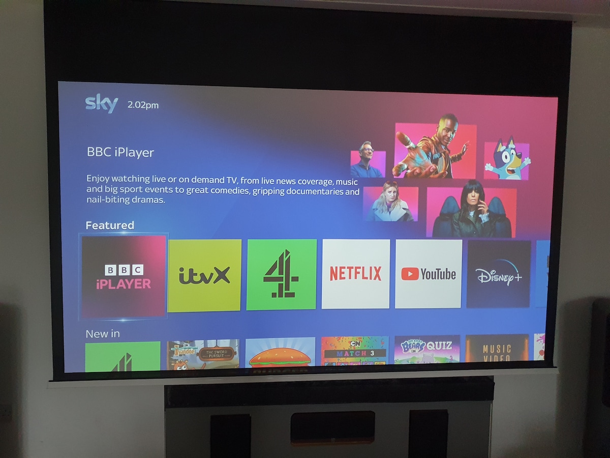 Erfolgreiche Airbnb-Immobilie: Modern self-contained Roundhay flat (home cinema) in Shadwell