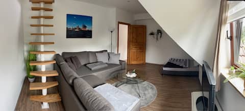 Top Airbnb: HH-Niendorf. Central location. 5 min. from bus, 25 min. from city in Hamburg