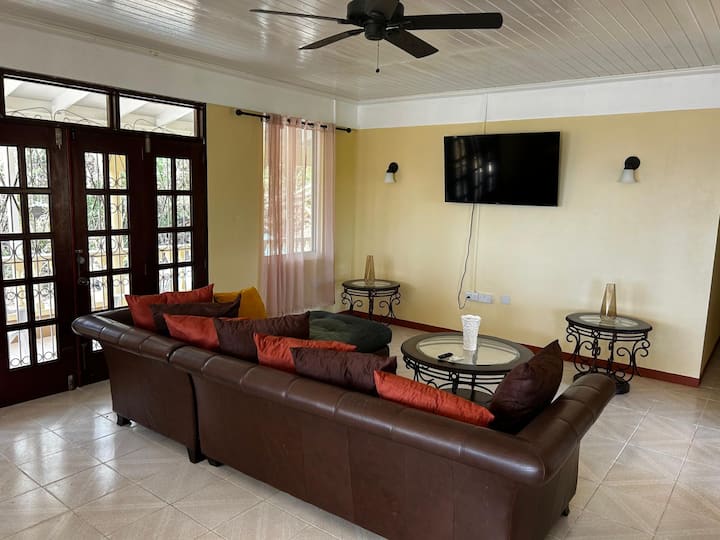 4 Bedroom Home- Upper Floor Apartment - Dominica