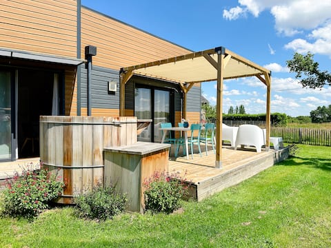 Gites-domainedupin, PRIVATE Nordic Bath cottage