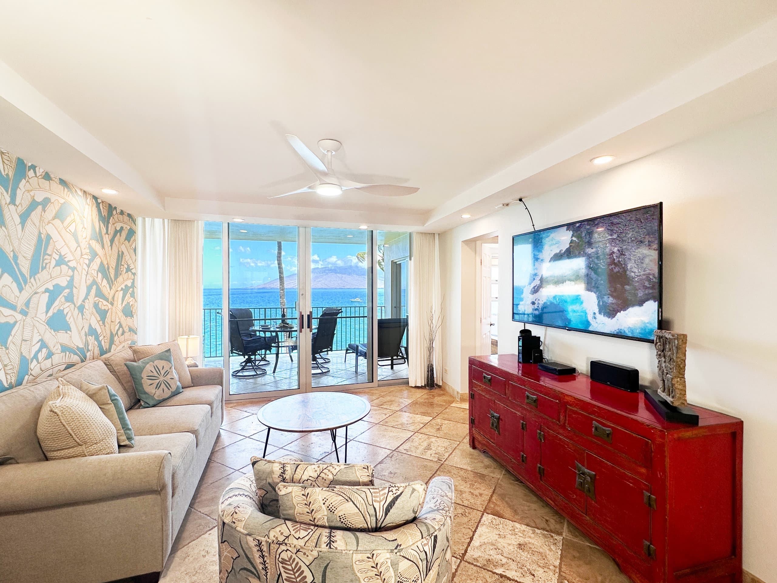 Condo in Kihei · ★4.97 · 1 bedroom · 2 beds · 1 bath - Image 6