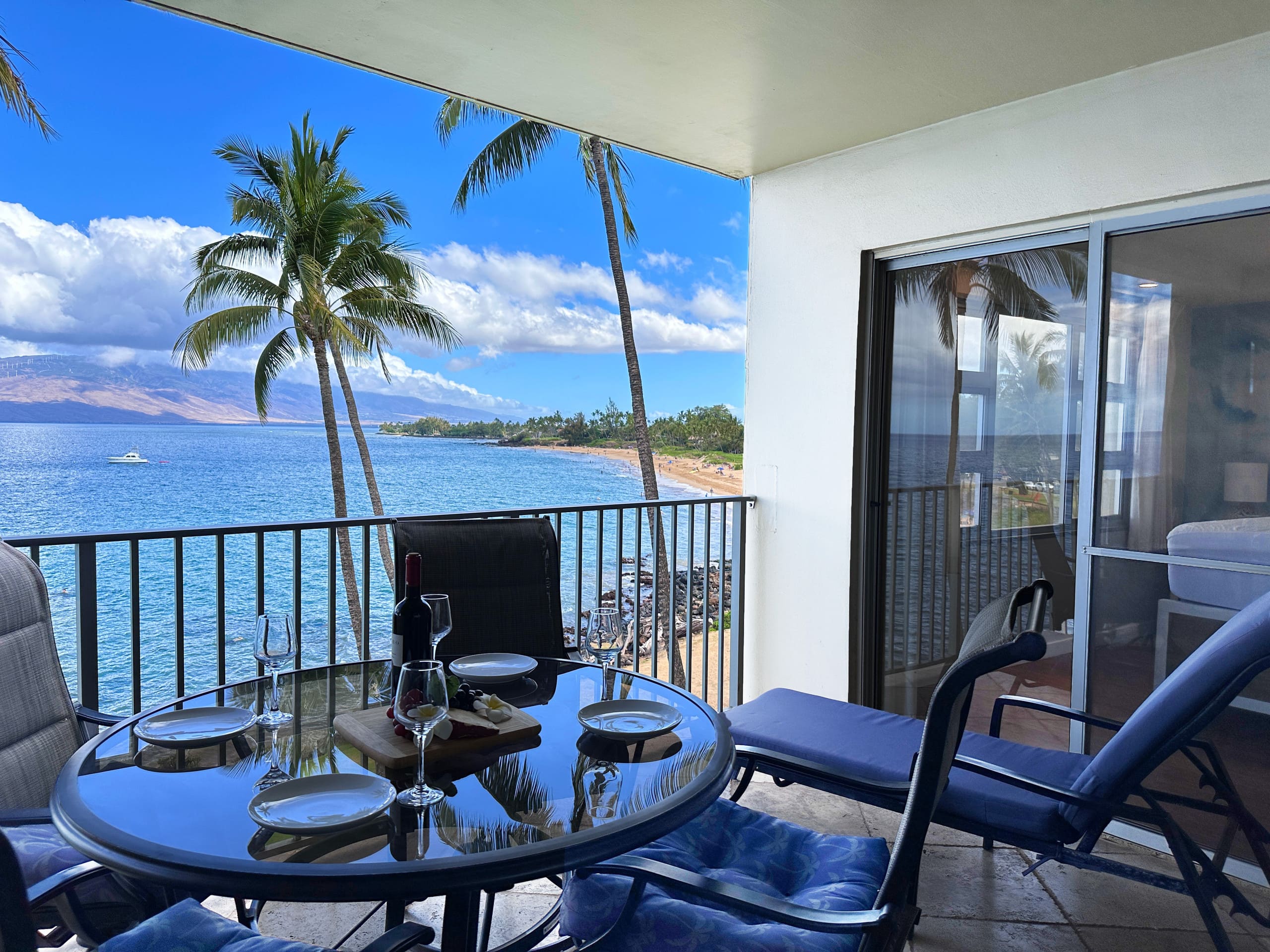 Condo in Kihei · ★4.97 · 1 bedroom · 2 beds · 1 bath - Image 22