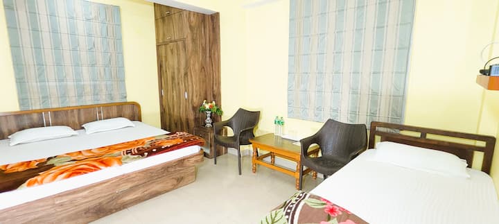Room 3/3: Deluxe AC Triple-Bed Room with Private External Washroom