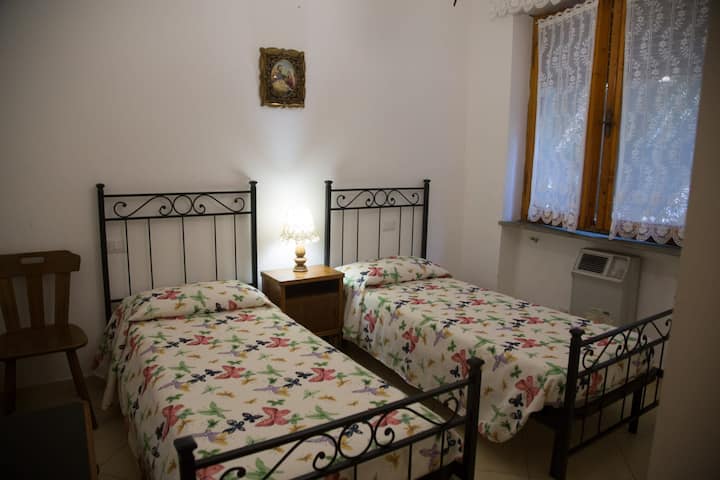 Yataq otağı 1