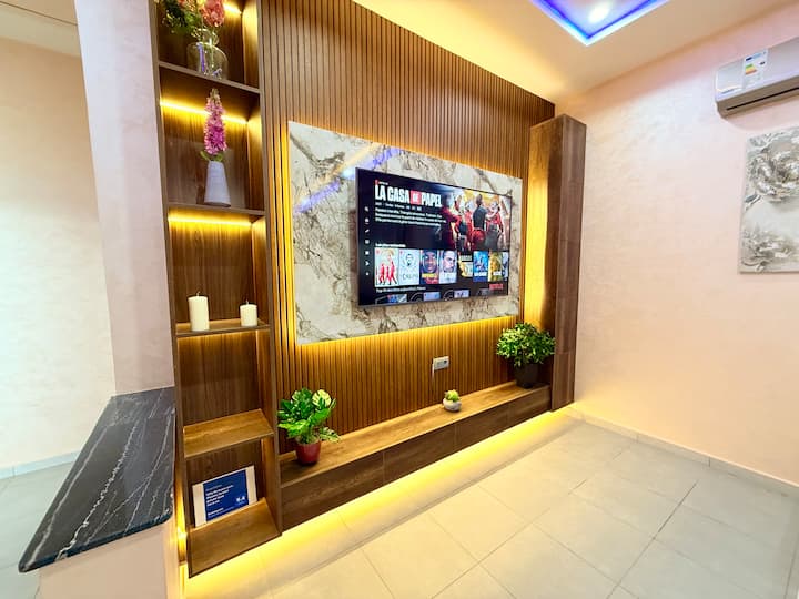 TV 165 cm avec NETFLIX YOUTUBE PARABOLE