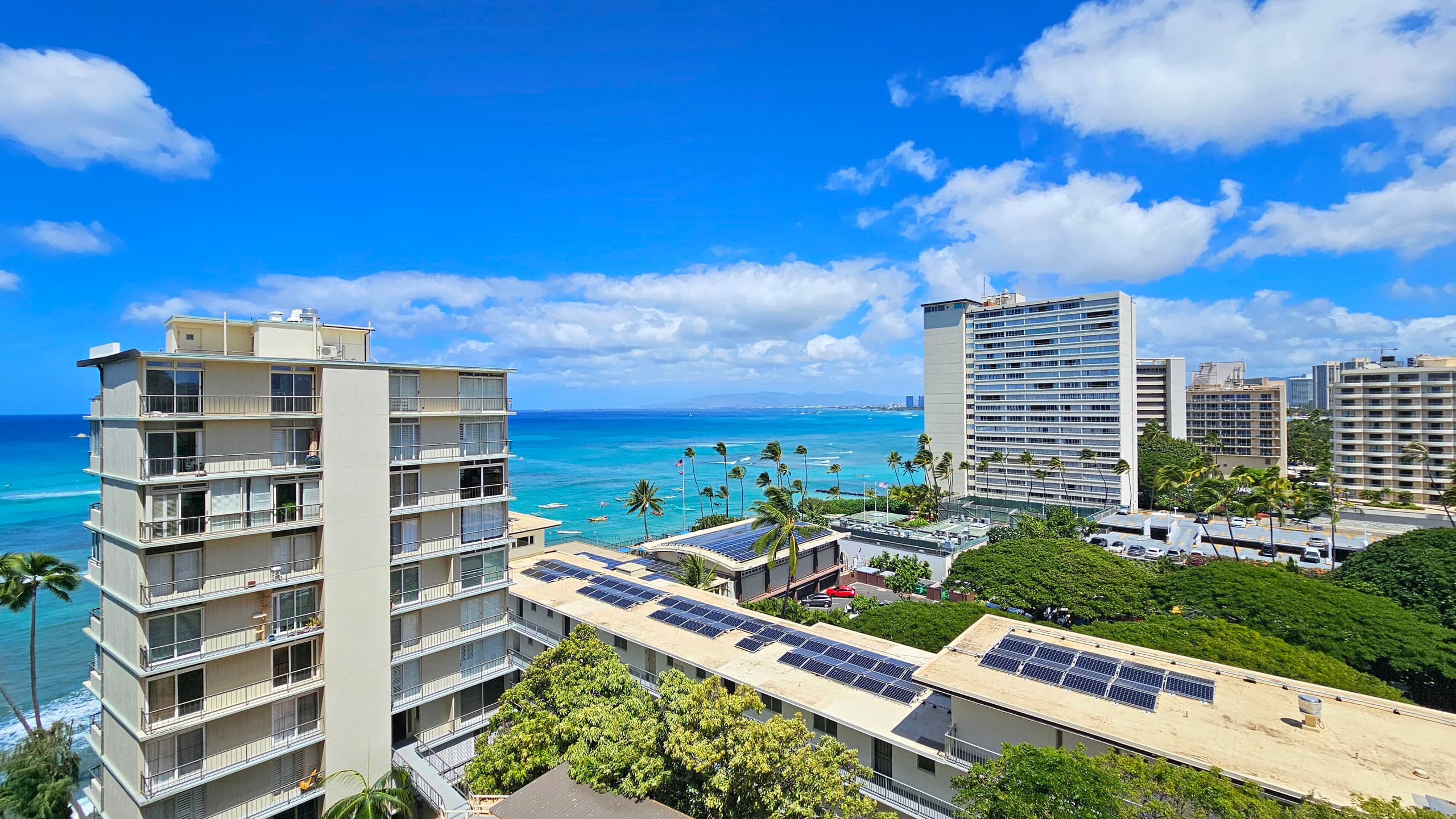 Condo in Honolulu · ★4.67 · 1 bedroom · 2 beds · 1 private bath - Image 35