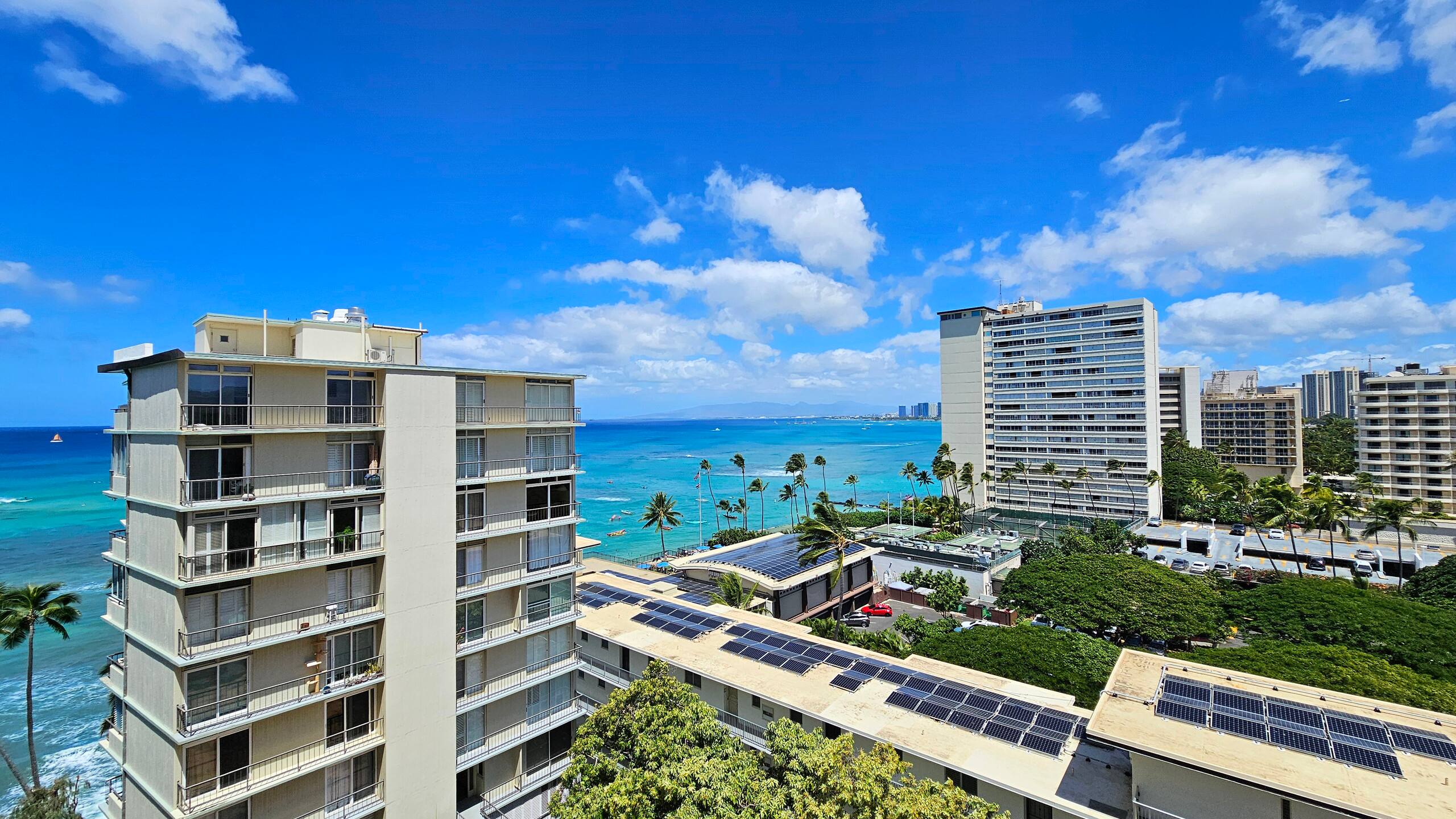 Condo in Honolulu · ★4.67 · 1 bedroom · 2 beds · 1 private bath - Image 39