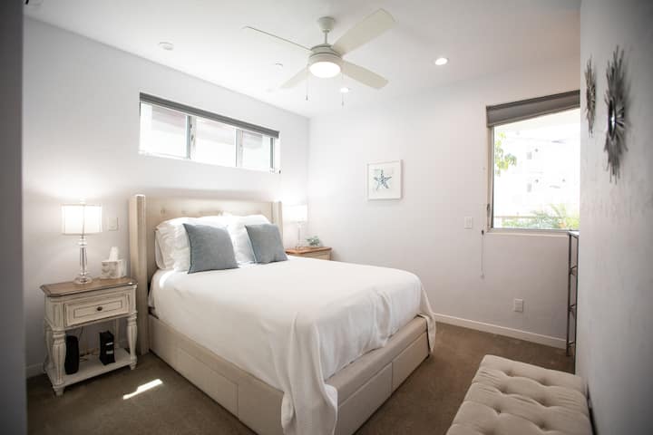 חדר שינה למטה - קווין 