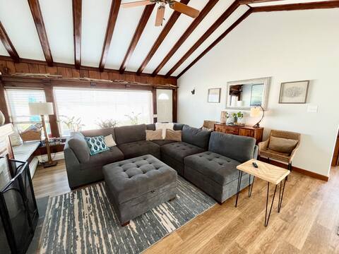 Charming ocean front beach house