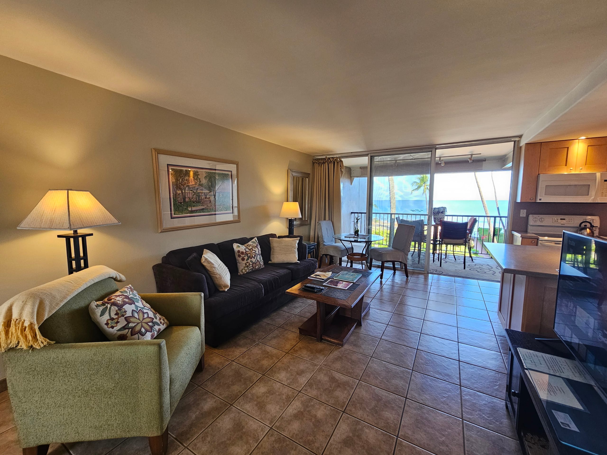 Condo in Lahaina · ★4.78 · 1 bedroom · 1 bed · 1 bath - Image 4