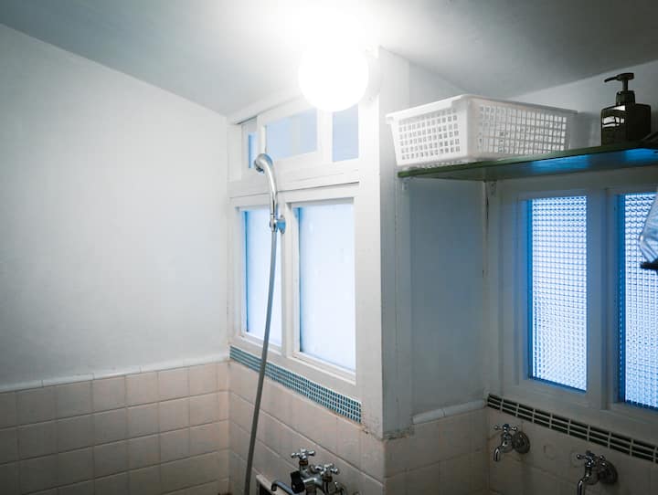 共用フルバスルーム1