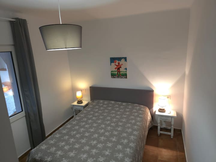 Chambre 1 apartment 2 / Bedroom 1 apartment 2