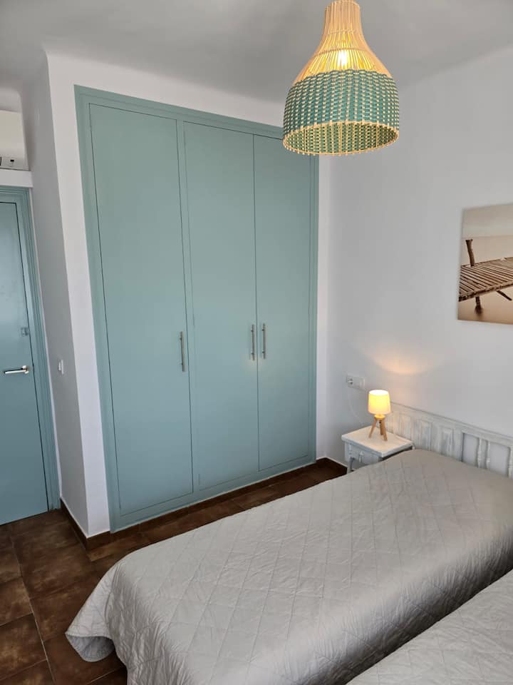 شقة 1، غرفة نوم 2 / شقة 1، غرفة نوم 2.