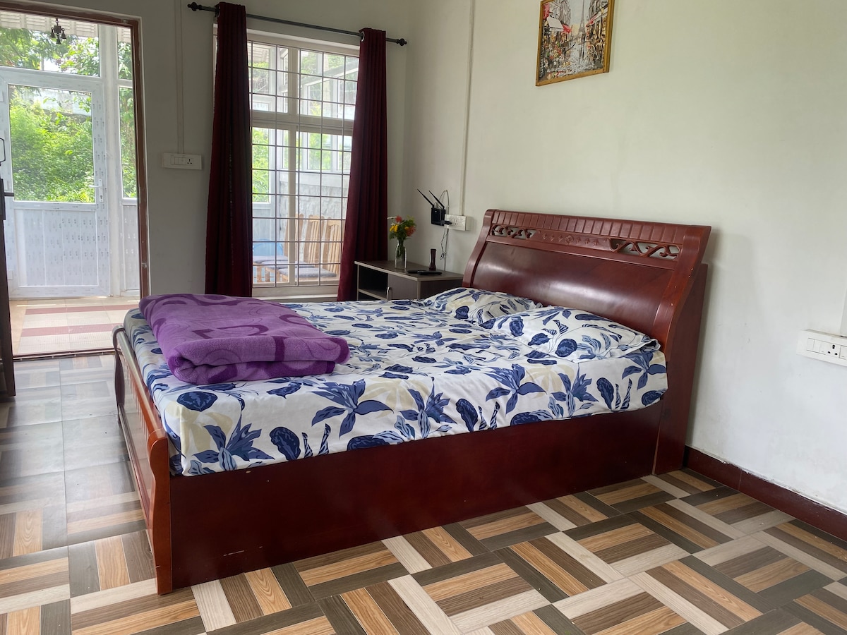 Cama tamaño king para dos huéspedes 