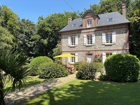 Nature oasis close to the sea and Etretat