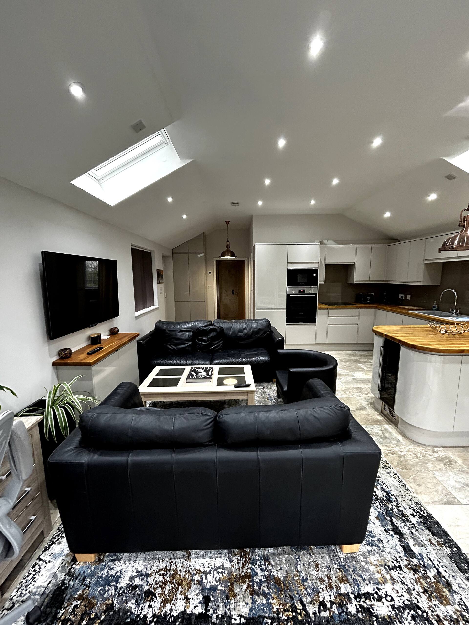 Stylish 1 Bed, 1 Bath Sleeps up to 4 Nr Buckingham