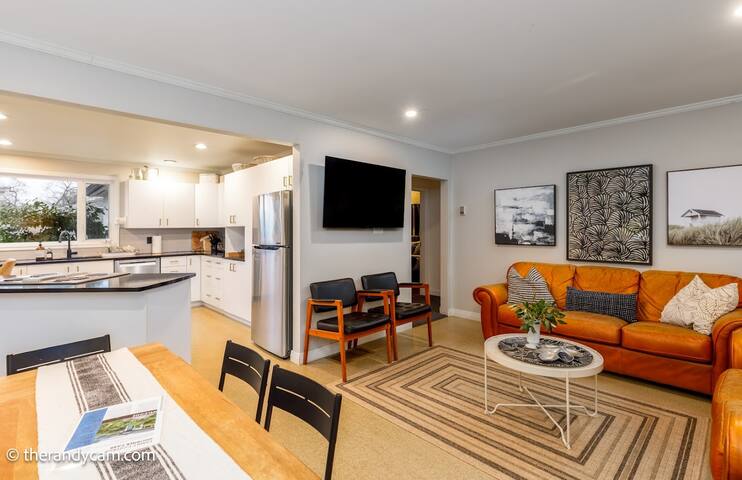 Family Cottage @ Horner Park gallery image 3