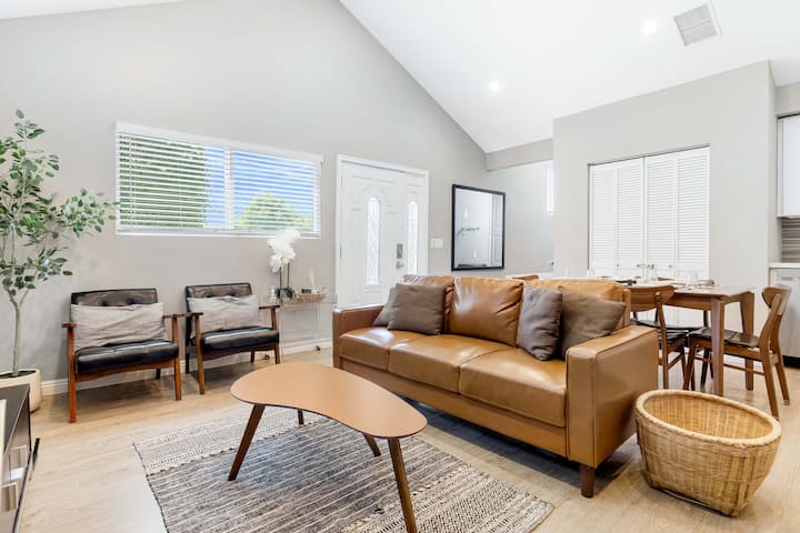 Culver City Home• 5 Mins To Studios, Beaches+grove - Culver City, CA
