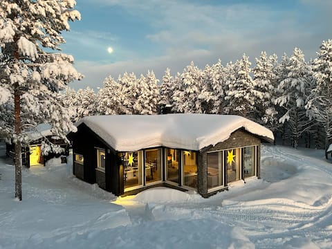 Dream cottage in border country, Øvre Neiden