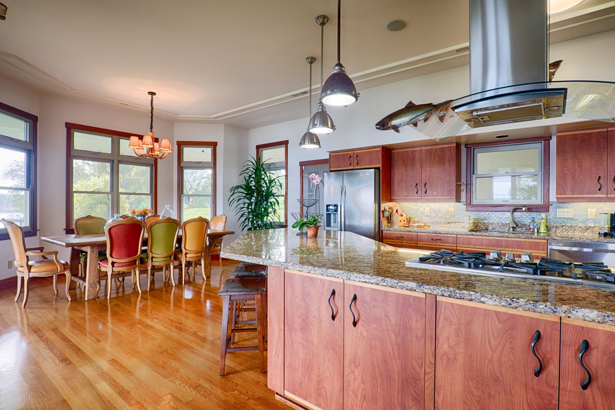 Home in Papaikou · ★4.94 · 3 bedrooms · 4 beds · 3 baths - Photo 6
