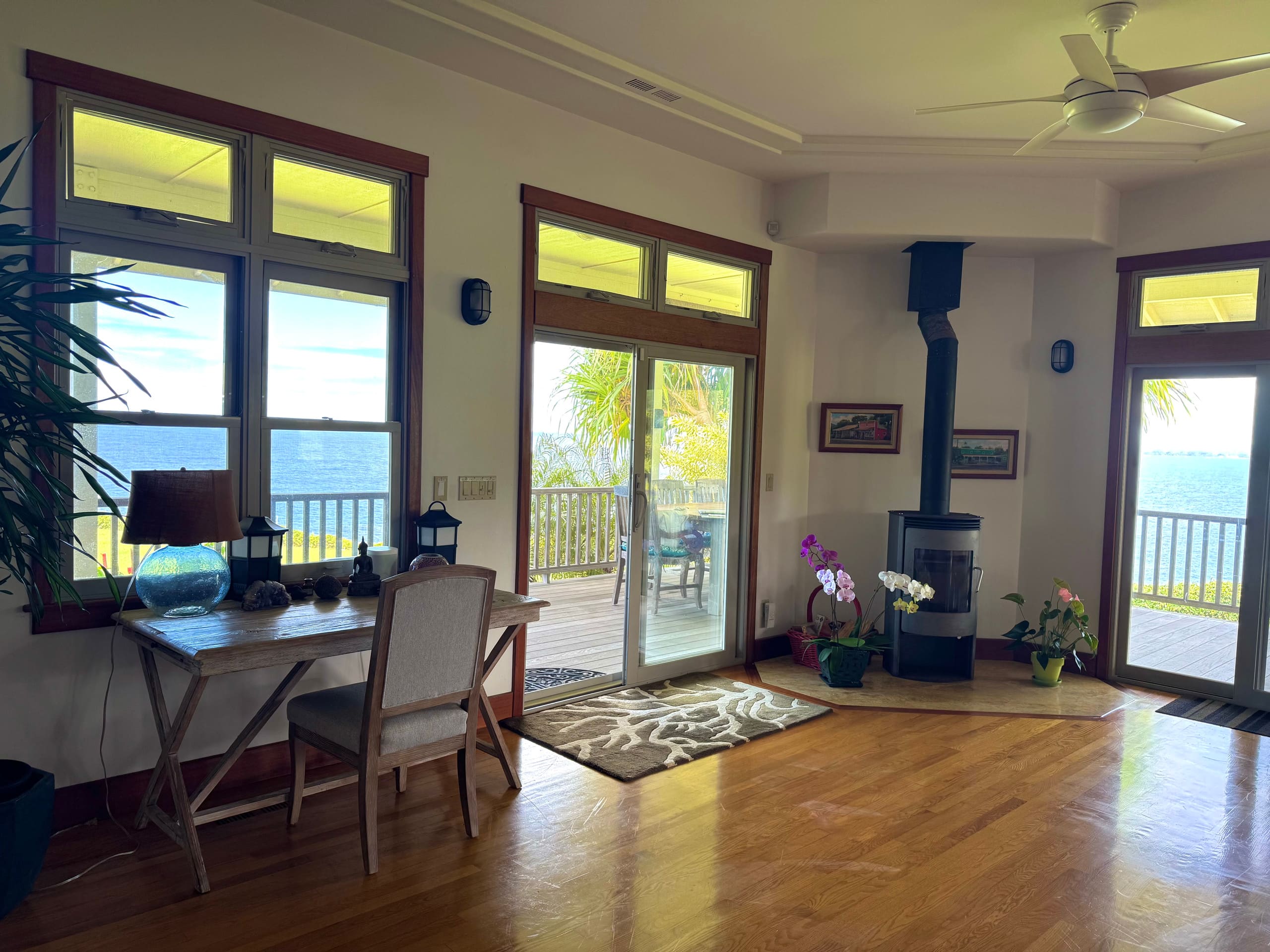 Home in Papaikou · ★4.94 · 3 bedrooms · 4 beds · 3 baths - Photo 4