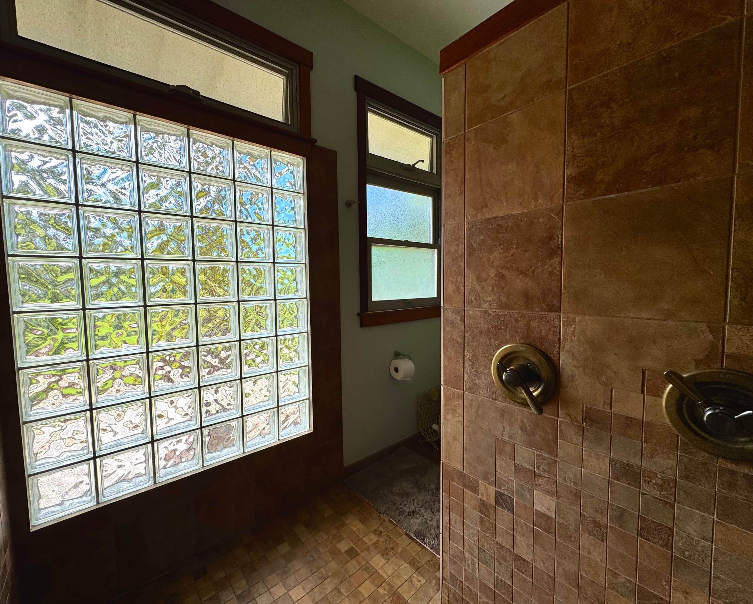 Home in Papaikou · ★4.94 · 3 bedrooms · 4 beds · 3 baths - Photo 23