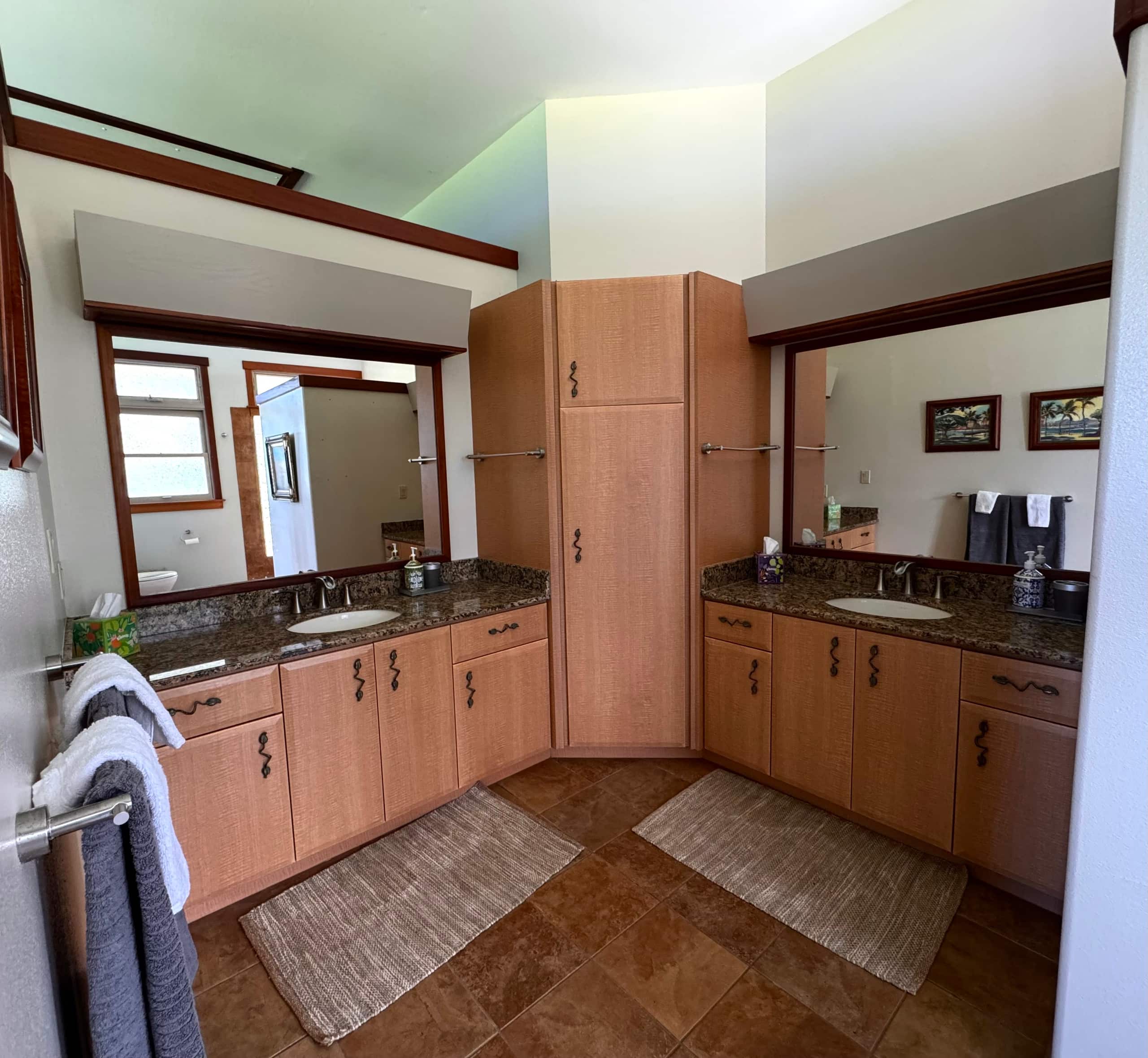 Home in Papaikou · ★4.94 · 3 bedrooms · 4 beds · 3 baths - Photo 19