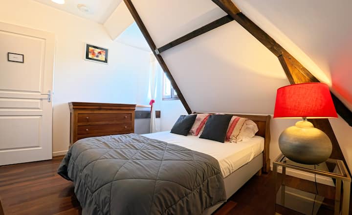 საძინებელი 1