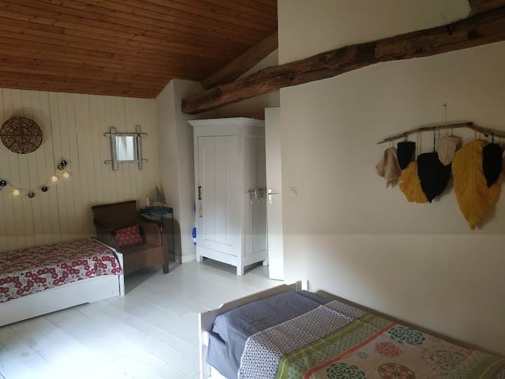 საძინებელი 1
